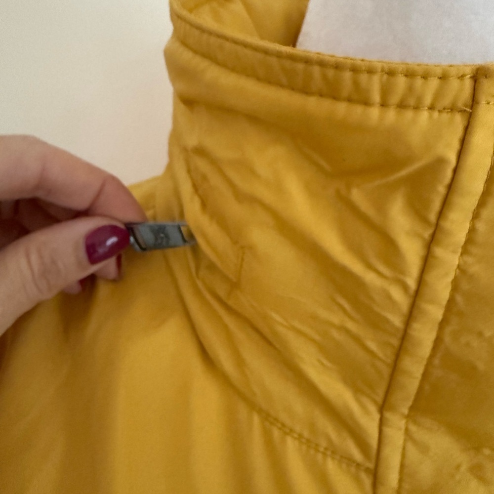 Burberry Women's Mustard Jacket - Picture 3 of 13